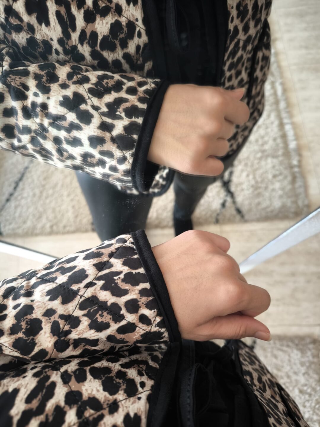 Chaqueta lazada animal print