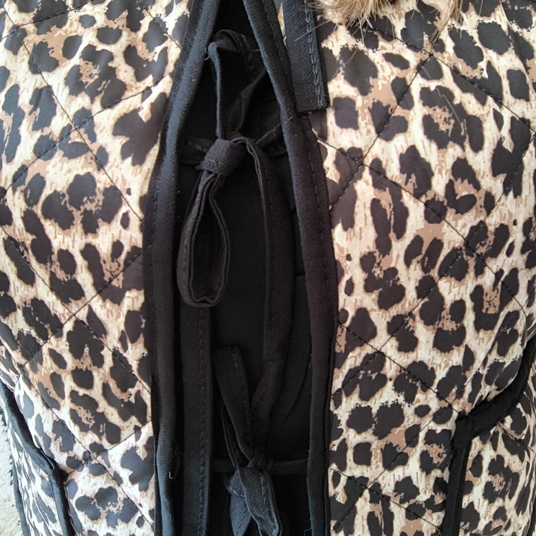 Chaqueta lazada animal print