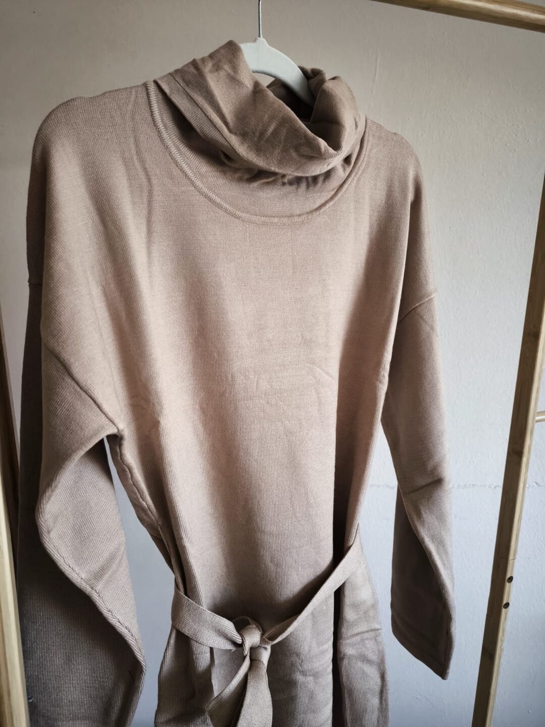 Vestido punto cinturón