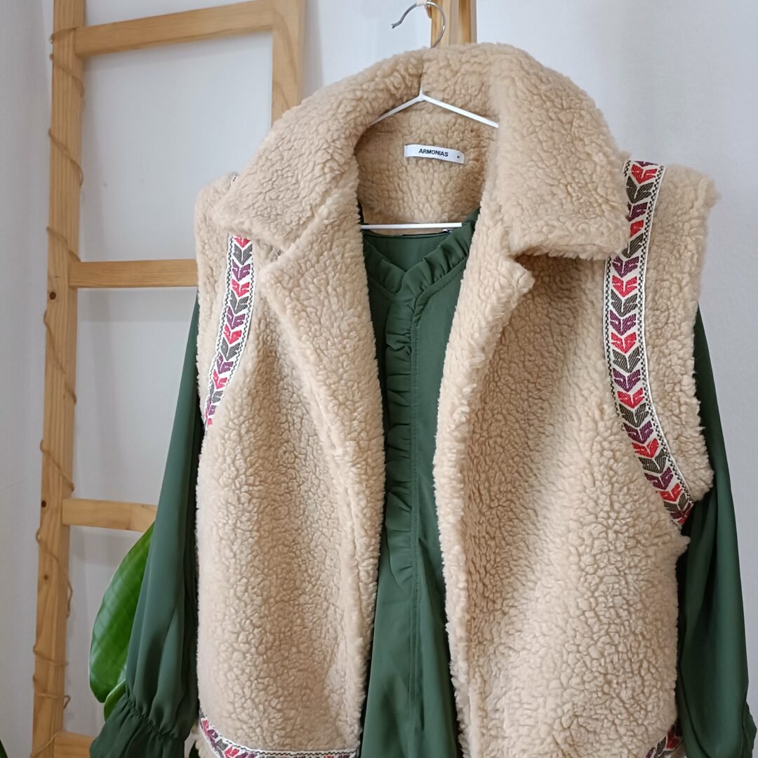 Chaleco Indian borreguito