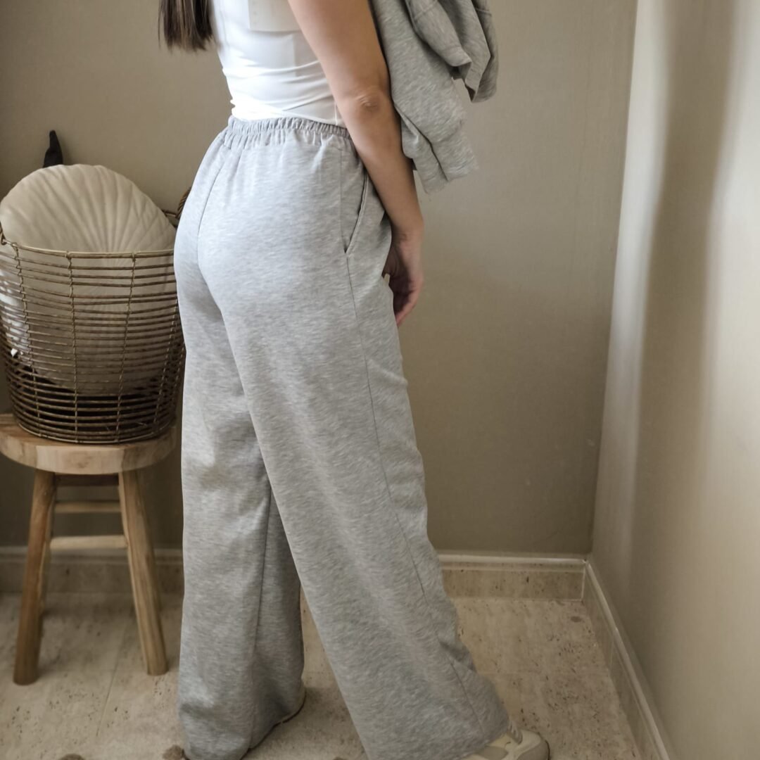 Conjunto chándal línea