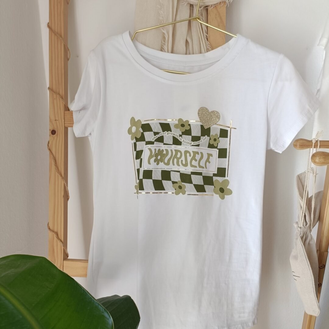 Camiseta Yourself