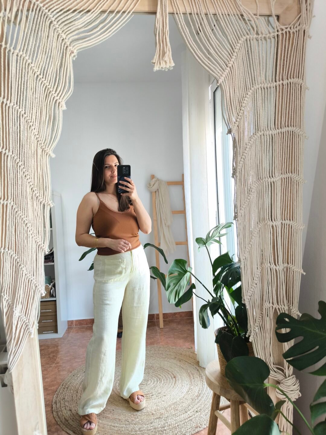 Pantalón lino amarillo