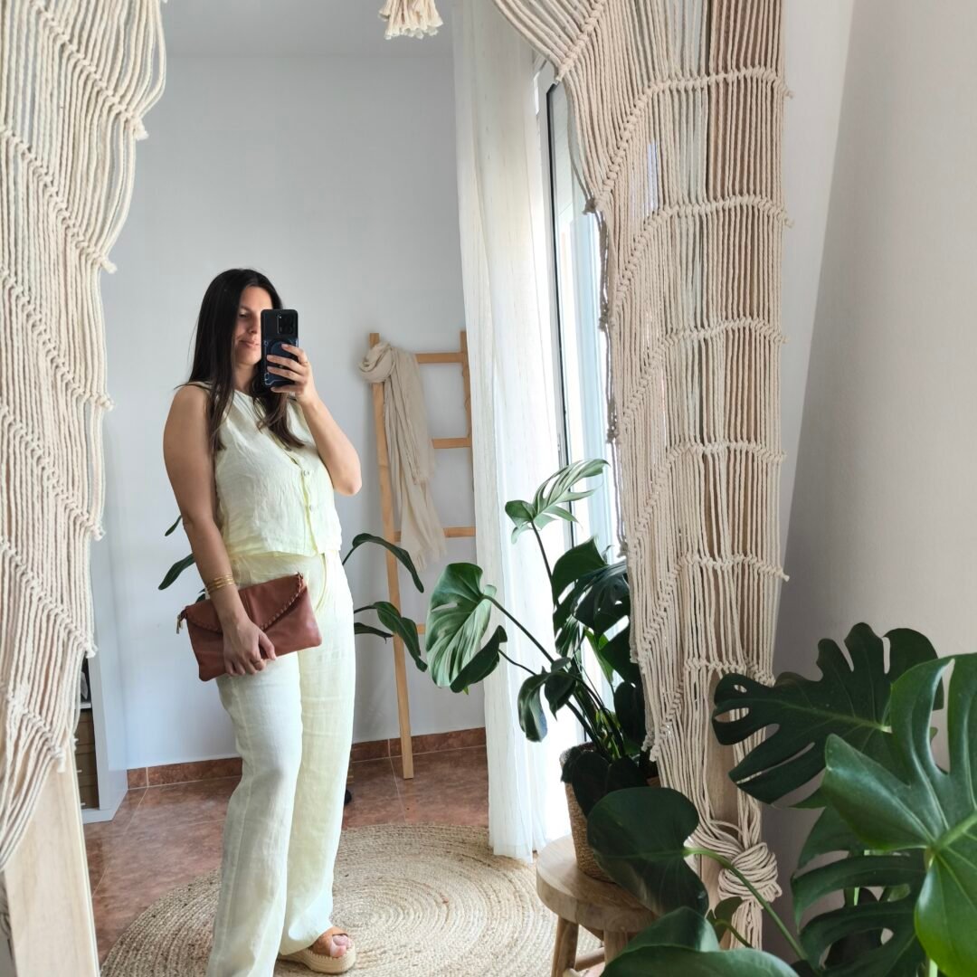 Pantalón lino amarillo